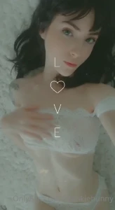 1870319