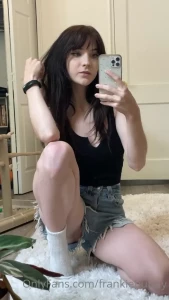 1870327