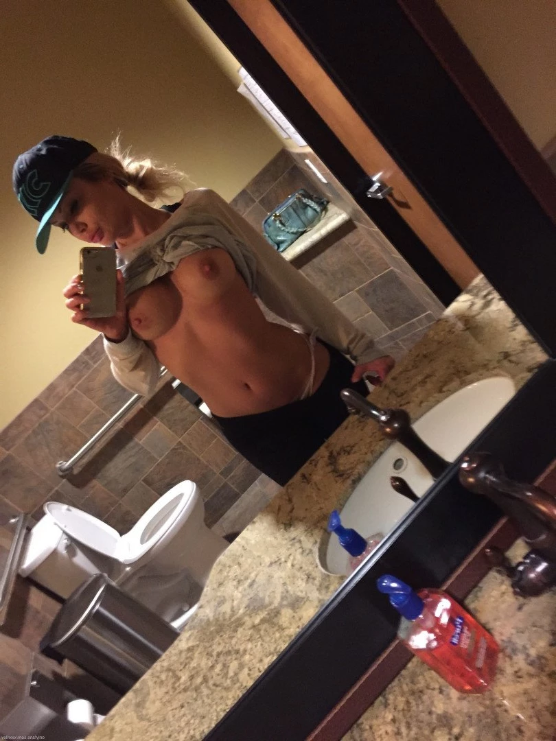 Riley Steele [ xxxriley ] Onlyfans leaked photo 1861916 on Hotleaks.tv