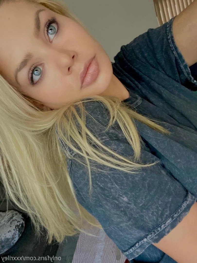 Riley Steele [ xxxriley ] Onlyfans leaked photo 1863507 on Hotleaks.tv
