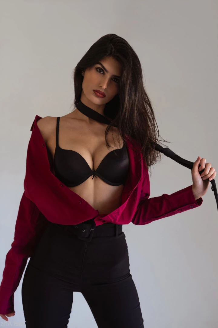 Yael Magazine [ yael1c ] Onlyfans leaked photo 9707663 on Hotleaks.tv