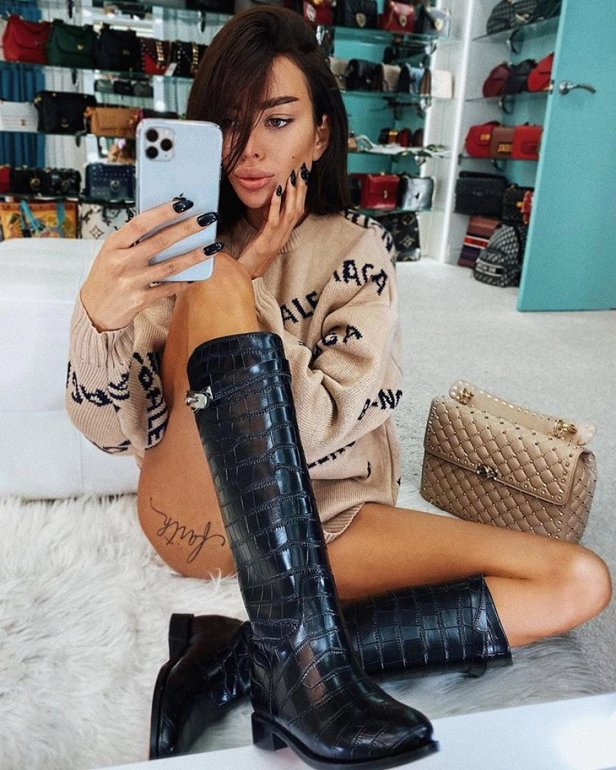 💣 𝘼𝙡𝙚𝙣𝙖 💣 𝙩𝙖𝙩𝙩𝙤𝙤𝙚𝙙 𝙢𝙤𝙙𝙚𝙡  😈 [ alena_omovych ] Onlyfans leaked photo 1952960 on Hotleaks.tv