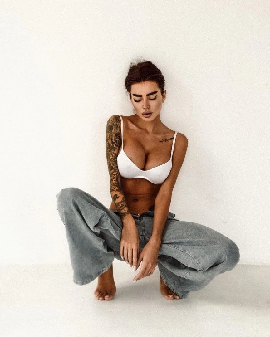💣 𝘼𝙡𝙚𝙣𝙖 💣 𝙩𝙖𝙩𝙩𝙤𝙤𝙚𝙙 𝙢𝙤𝙙𝙚𝙡  😈 [ alena_omovych ] Onlyfans leaked photo 1953046 on Hotleaks.tv