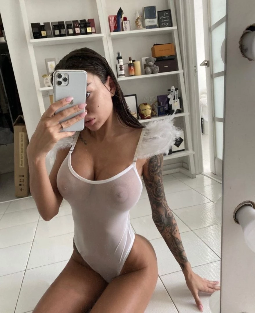 💣 𝘼𝙡𝙚𝙣𝙖 💣 𝙩𝙖𝙩𝙩𝙤𝙤𝙚𝙙 𝙢𝙤𝙙𝙚𝙡  😈 [ alena_omovych ] Onlyfans leaked photo 1953076 on Hotleaks.tv