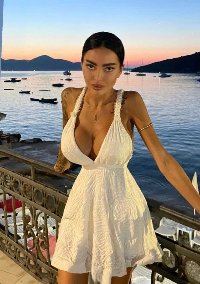 💣 𝘼𝙡𝙚𝙣𝙖 💣 𝙩𝙖𝙩𝙩𝙤𝙤𝙚𝙙 𝙢𝙤𝙙𝙚𝙡  😈 [ alena_omovych ] Onlyfans leaked photo 1953168 on Hotleaks.tv