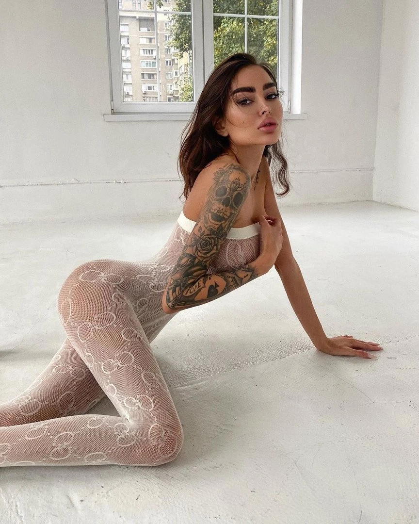 💣 𝘼𝙡𝙚𝙣𝙖 💣 𝙩𝙖𝙩𝙩𝙤𝙤𝙚𝙙 𝙢𝙤𝙙𝙚𝙡  😈 [ alena_omovych ] Onlyfans leaked photo 1953582 on Hotleaks.tv