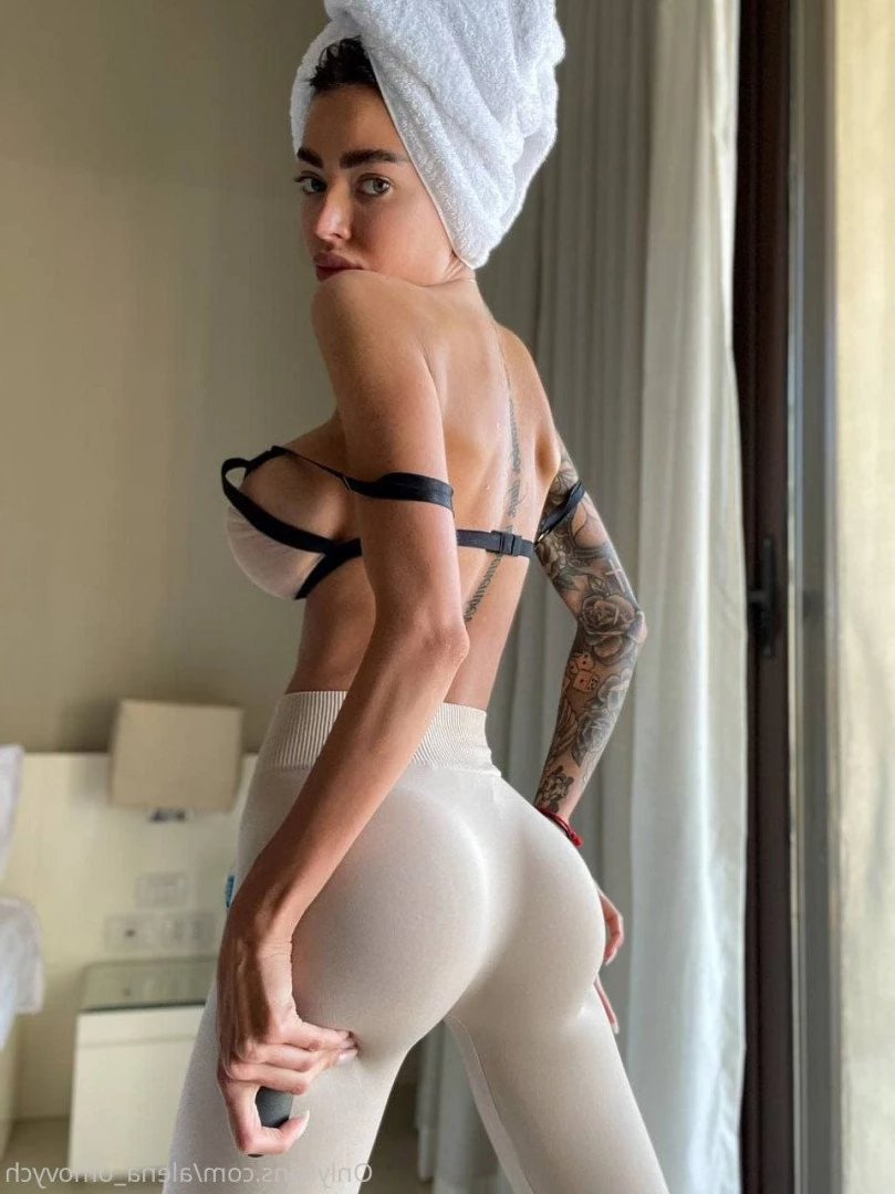 💣 𝘼𝙡𝙚𝙣𝙖 💣 𝙩𝙖𝙩𝙩𝙤𝙤𝙚𝙙 𝙢𝙤𝙙𝙚𝙡  😈 [ alena_omovych ] Onlyfans leaked photo 1953869 on Hotleaks.tv
