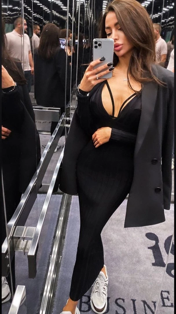 💣 𝘼𝙡𝙚𝙣𝙖 💣 𝙩𝙖𝙩𝙩𝙤𝙤𝙚𝙙 𝙢𝙤𝙙𝙚𝙡  😈 [ alena_omovych ] Onlyfans leaked photo 1954133 on Hotleaks.tv