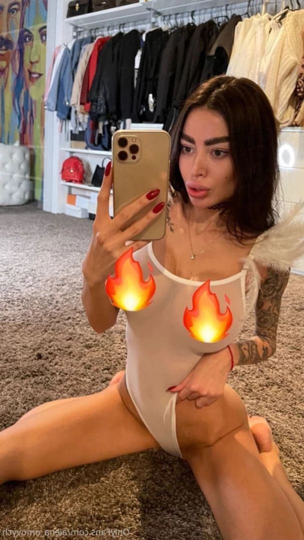 💣 𝘼𝙡𝙚𝙣𝙖 💣 𝙩𝙖𝙩𝙩𝙤𝙤𝙚𝙙 𝙢𝙤𝙙𝙚𝙡  😈 [ alena_omovych ] Onlyfans leaked photo 13972680 on Hotleaks.tv