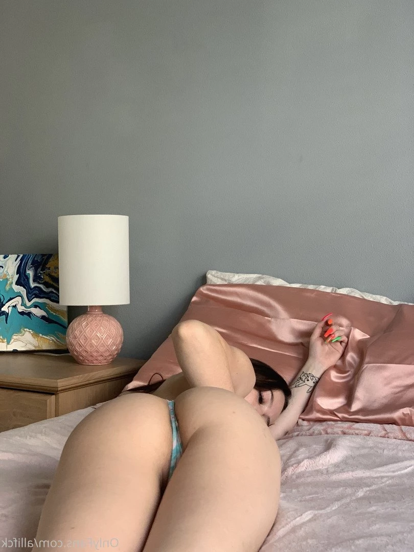 AlliSlim Thiccinger [ allifck ] Onlyfans leaked photo 1952788 on Hotleaks.tv