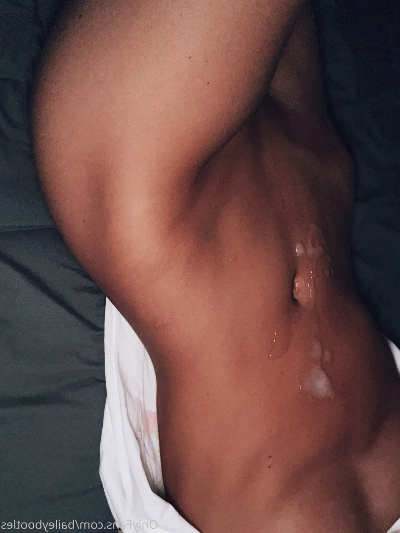 《𝐁𝐚𝐢𝐥𝐞𝐲 𝐁𝐨𝐨𝐭𝐥𝐞𝐬》 [ baileybootles ] Onlyfans leaked photo 1948647 on Hotleaks.tv