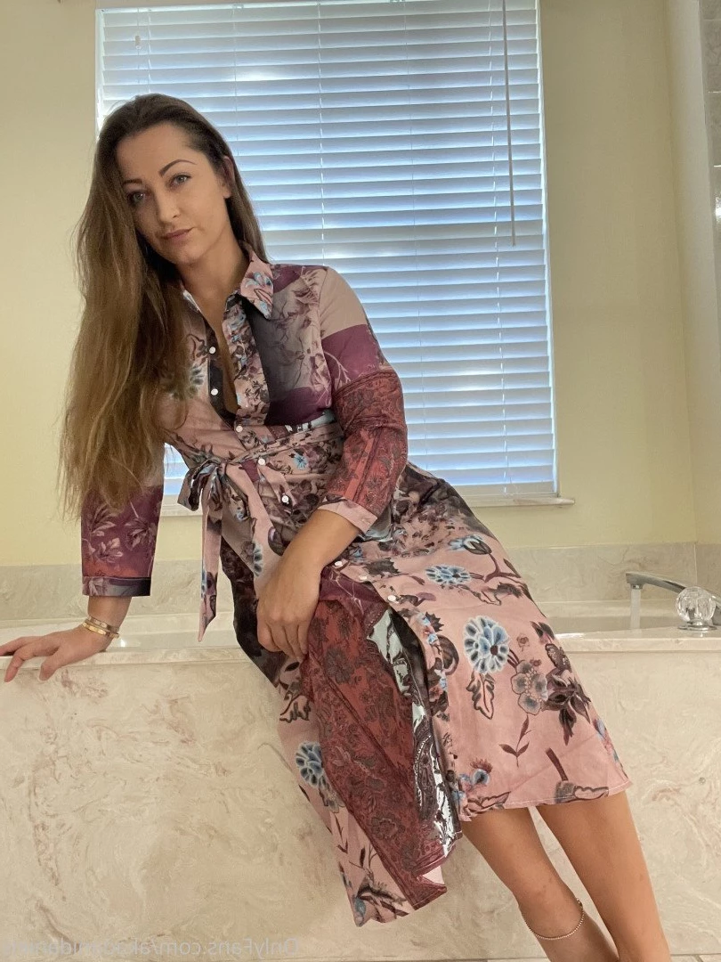 DANI DANIELS [ akadanidaniels ] Onlyfans leaked photo 22324 on Hotleaks.tv