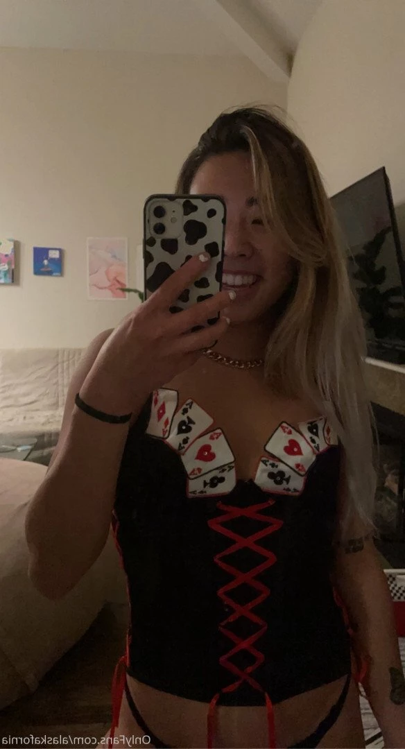 ALASKA [ alaskafornia ] Onlyfans leaked photo 23646 on Hotleaks.tv
