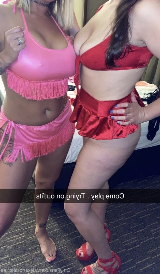 Alexandra Lee [ alexandralexilee ] Onlyfans leaked photo 28073 on Hotleaks.tv