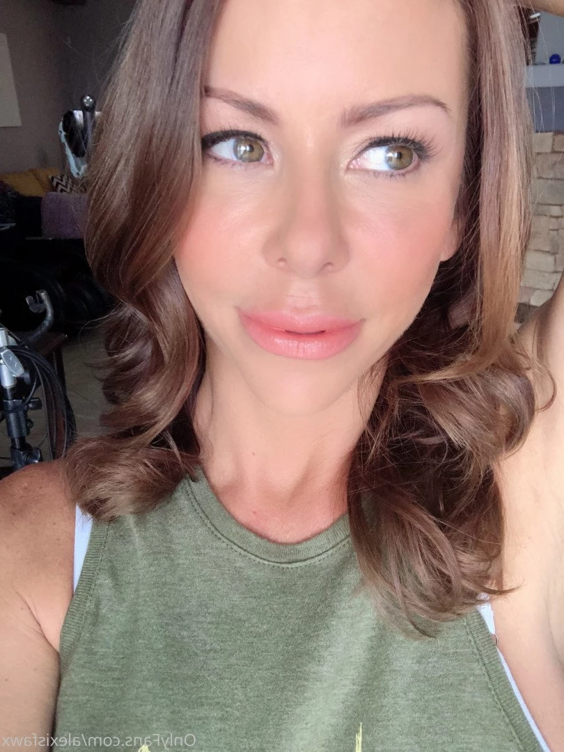 Alexis Fawx [ alexisfawx ] Onlyfans leaked photo 29700 on Hotleaks.tv