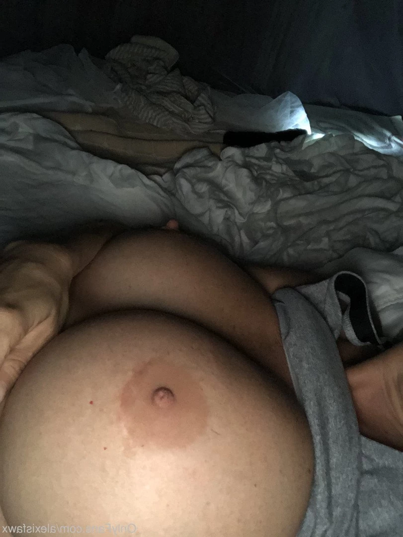 Alexis Fawx [ alexisfawx ] Onlyfans leaked photo 31152 on Hotleaks.tv