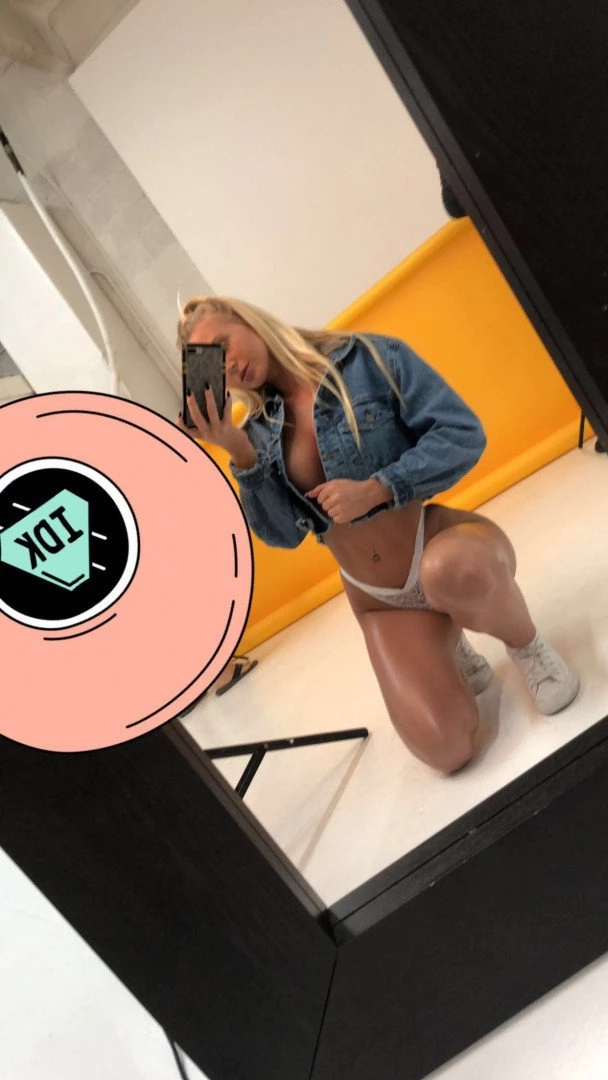 Alexis Clark🧡 [ alexissclarkk ] Onlyfans leaked photo 32172 on Hotleaks.tv