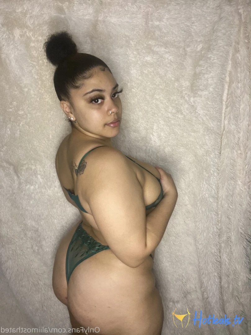 Alii mh’👸🏻💰 [ aliimosthated ] Onlyfans leaked photo 36495 on Hotleaks.tv