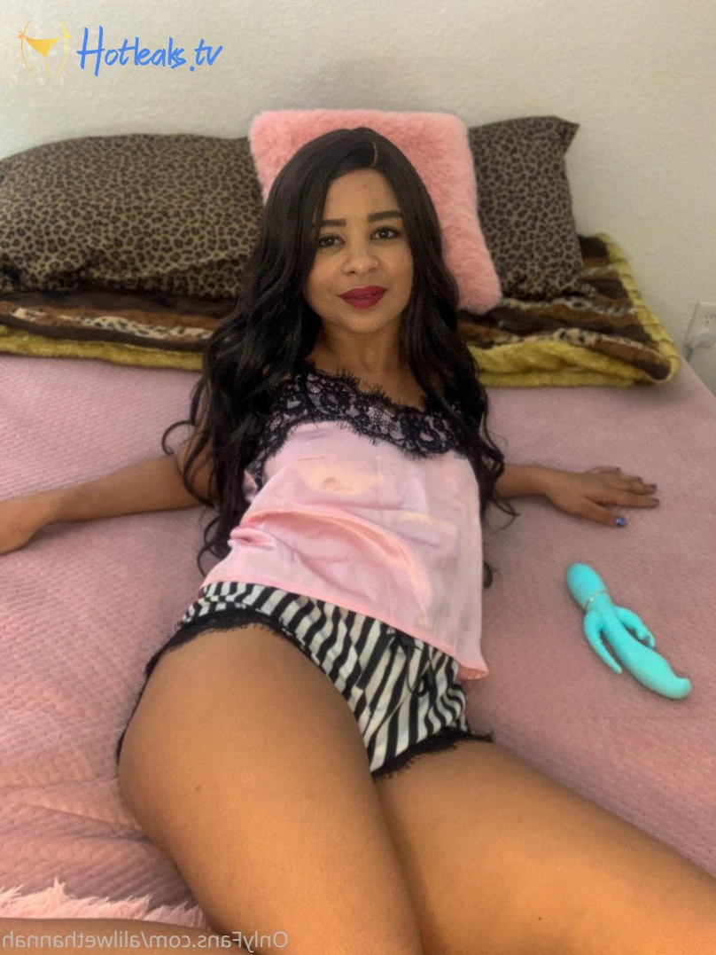 𝒜𝓁𝒾𝓁𝓌𝑒𝓉𝒽𝒶𝓃𝓃𝒶𝒽 💋 [ alilwethannah ] Onlyfans leaked photo 37167 on Hotleaks.tv