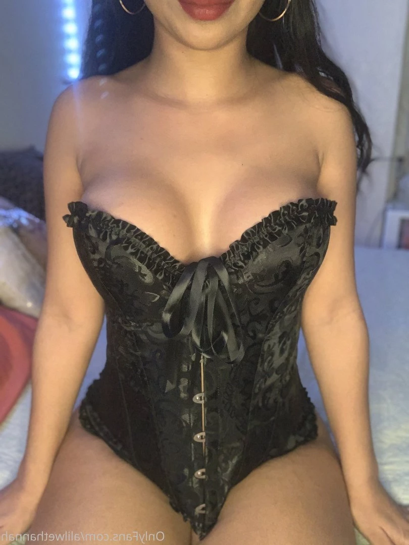 𝒜𝓁𝒾𝓁𝓌𝑒𝓉𝒽𝒶𝓃𝓃𝒶𝒽 💋 [ alilwethannah ] Onlyfans leaked photo 37294 on Hotleaks.tv