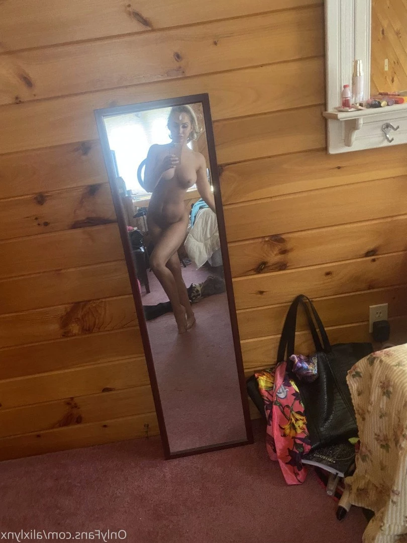 Alix Lynx [ alixlynx ] Onlyfans leaked photo 43388 on Hotleaks.tv
