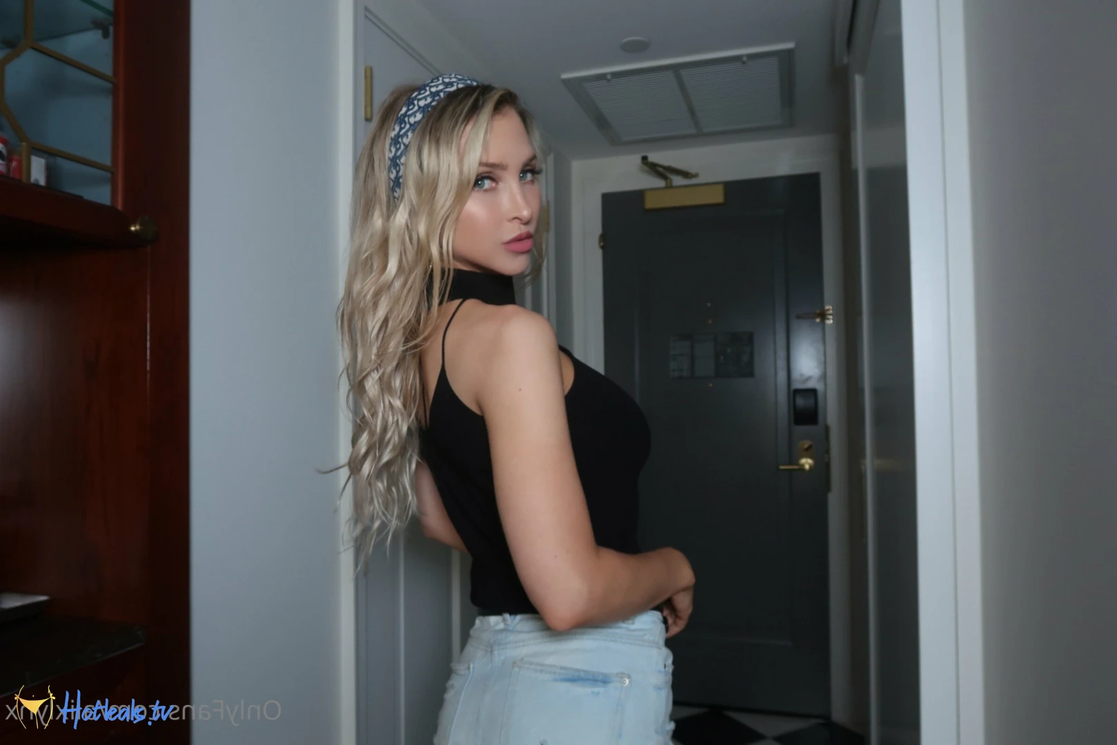 Alix Lynx [ alixlynx ] Onlyfans leaked photo 14964425 on Hotleaks.tv