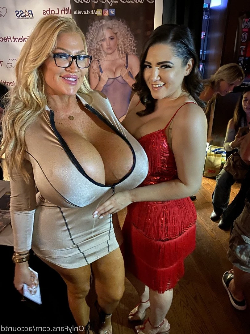 Allegra Cole [ allegracolesworld ] Onlyfans leaked photo 44422 on Hotleaks.tv
