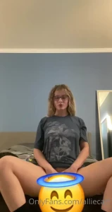 Olivia 🤓 [ oliviamaebaee ] Onlyfans leaked video 1304350 on Hotleaks.tv