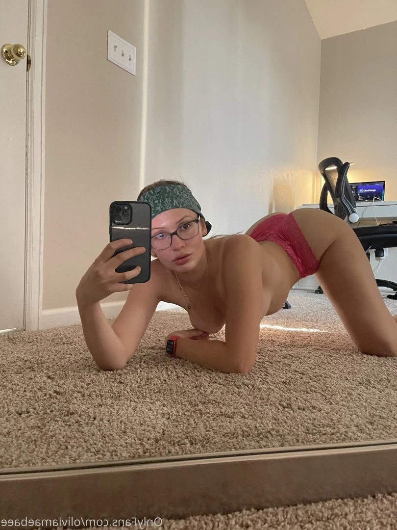 Olivia 🤓 [ oliviamaebaee ] Onlyfans leaked photo 45067 on Hotleaks.tv