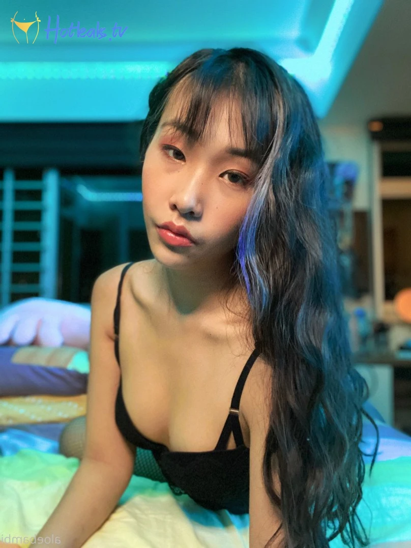 alaska a☺︎ki [ aloebambi ] Onlyfans leaked photo 48826 on Hotleaks.tv