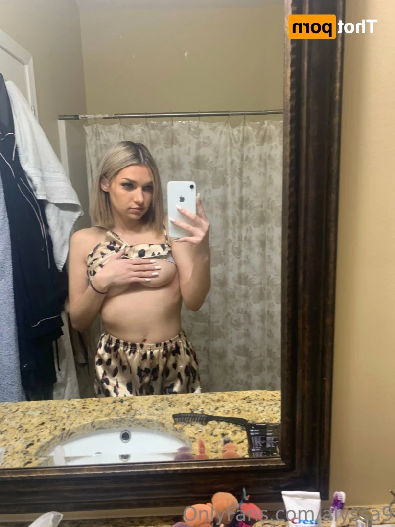 Alyssa 🌸  pretty pink pussy 🐱 [ alyssa9 ] Onlyfans leaked photo 11482308 on Hotleaks.tv
