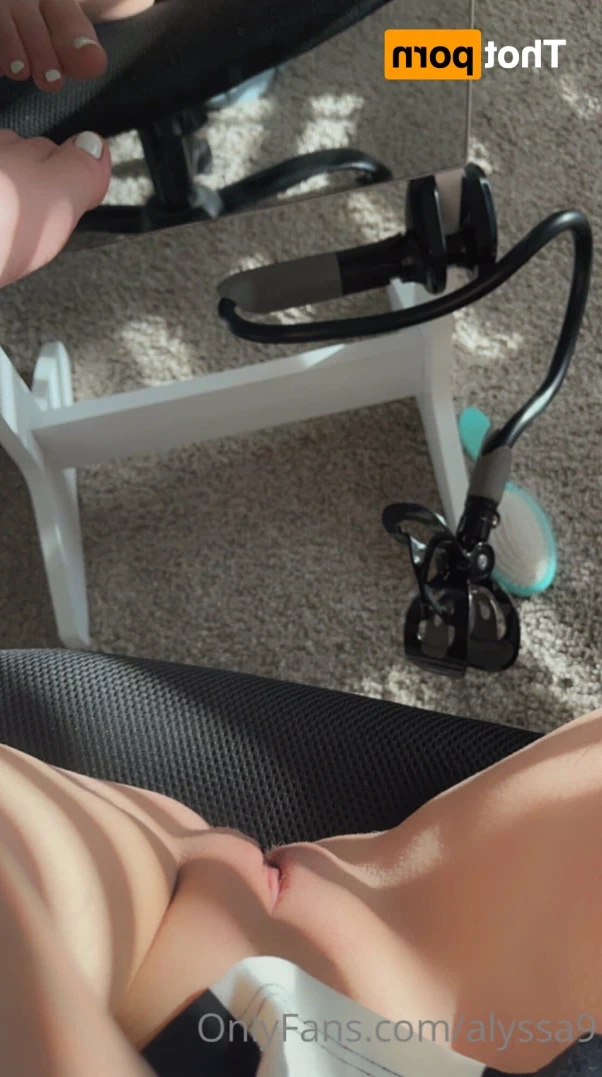 Alyssa 🌸  pretty pink pussy 🐱 [ alyssa9 ] Onlyfans leaked photo 11743599 on Hotleaks.tv