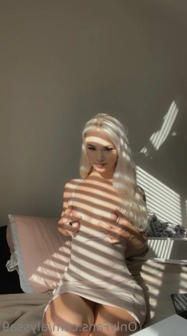 Alyssa 🌸  pretty pink pussy 🐱 [ alyssa9 ] Onlyfans leaked photo 12460153 on Hotleaks.tv