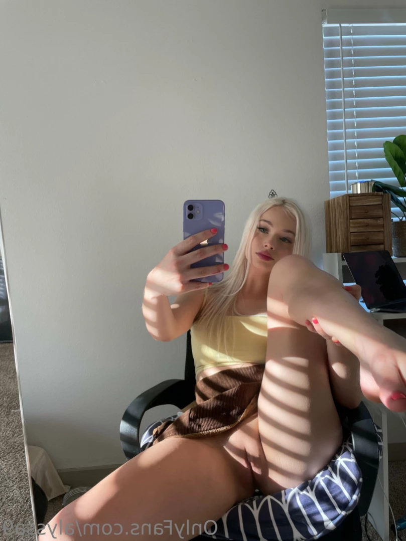Alyssa 🌸  pretty pink pussy 🐱 [ alyssa9 ] Onlyfans leaked photo 16504775 on Hotleaks.tv