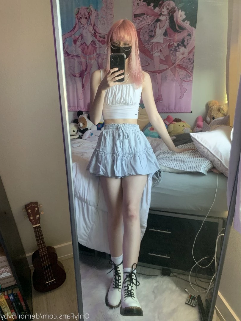 𝔟𝔞𝔟𝔶𝔡𝔬𝔩𝔩 [ demonbvby ] Onlyfans leaked photo 2071291 on Hotleaks.tv
