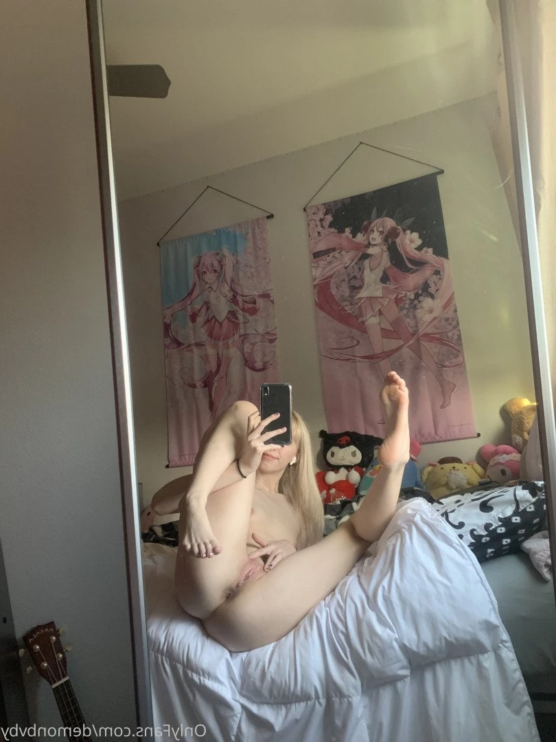 𝔟𝔞𝔟𝔶𝔡𝔬𝔩𝔩 [ demonbvby ] Onlyfans leaked photo 2071520 on Hotleaks.tv