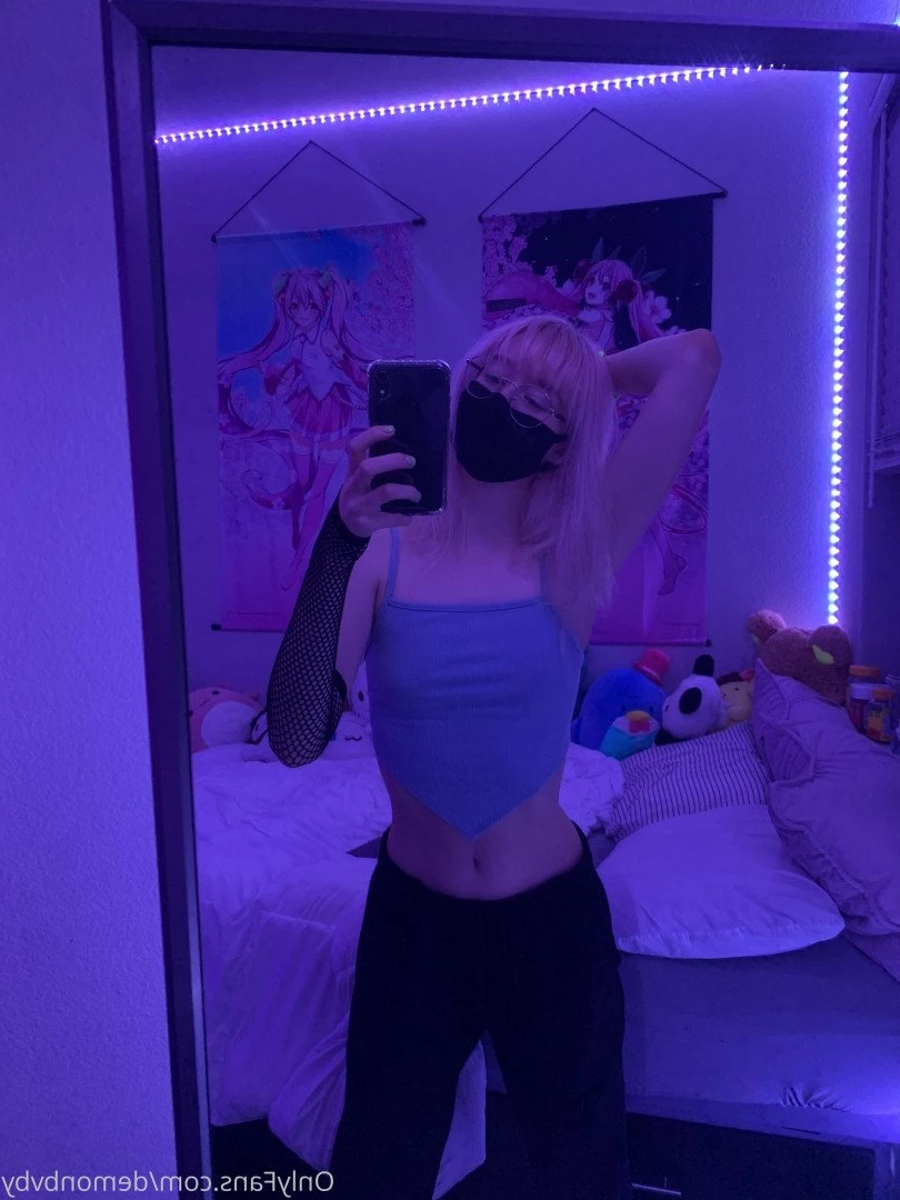 𝔟𝔞𝔟𝔶𝔡𝔬𝔩𝔩 [ demonbvby ] Onlyfans leaked photo 2071583 on Hotleaks.tv