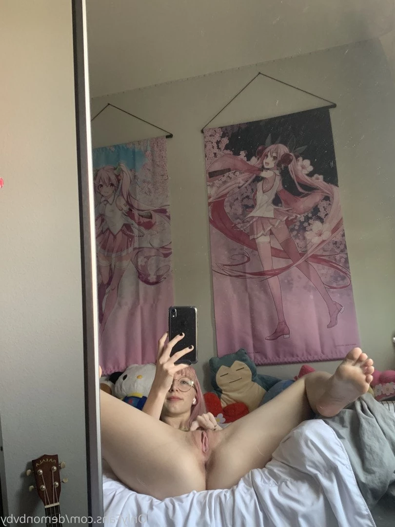 𝔟𝔞𝔟𝔶𝔡𝔬𝔩𝔩 [ demonbvby ] Onlyfans leaked photo 2071850 on Hotleaks.tv