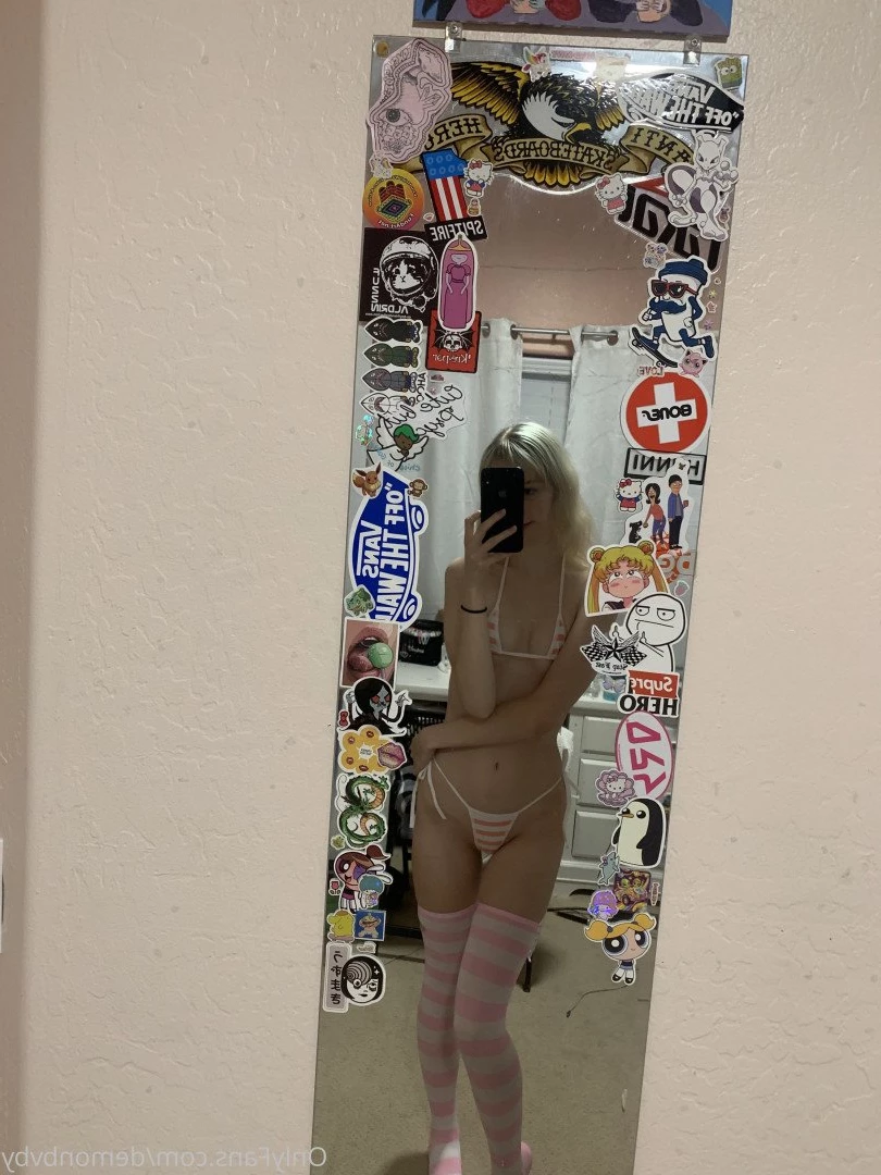 𝔟𝔞𝔟𝔶𝔡𝔬𝔩𝔩 [ demonbvby ] Onlyfans leaked photo 2071900 on Hotleaks.tv