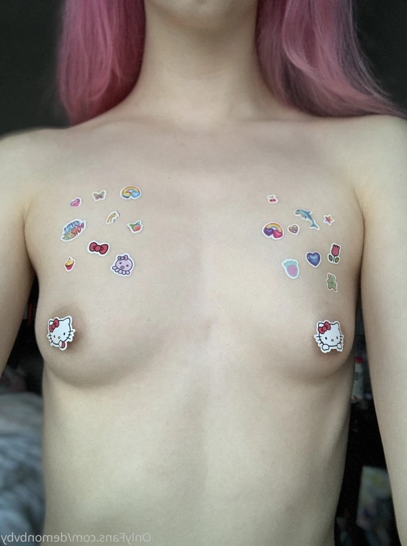 𝔟𝔞𝔟𝔶𝔡𝔬𝔩𝔩 [ demonbvby ] Onlyfans leaked photo 2071985 on Hotleaks.tv