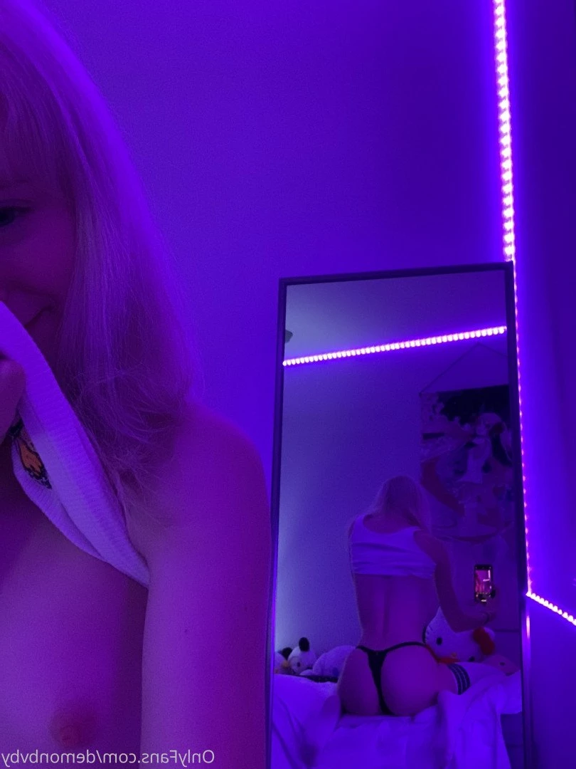 𝔟𝔞𝔟𝔶𝔡𝔬𝔩𝔩 [ demonbvby ] Onlyfans leaked photo 2072110 on Hotleaks.tv