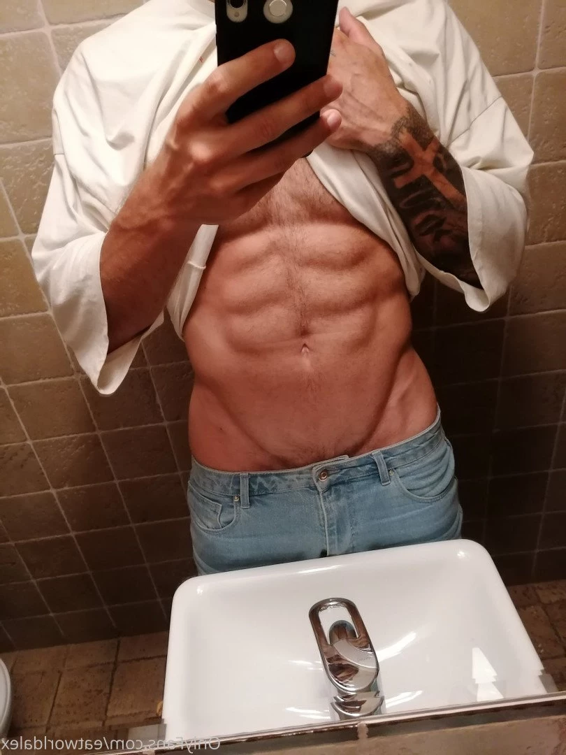 Älex [ eatworldalex ] Onlyfans leaked photo 2071141 on Hotleaks.tv