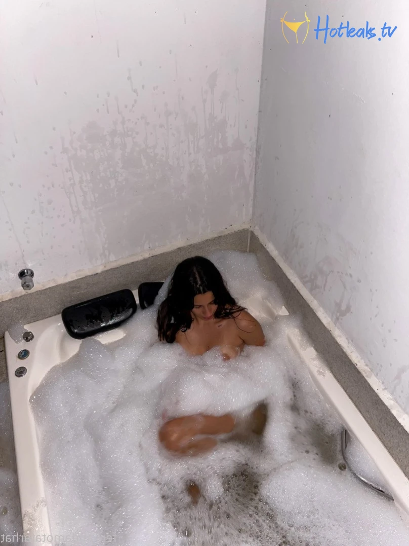 Fernanda Mota Farhat [ fernandamotafarhat ] Onlyfans leaked photo 2070312 on Hotleaks.tv