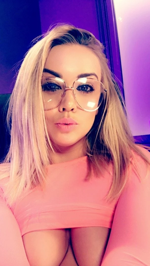  [ hannahhhx333 ] Onlyfans leaked photo 4651065 on Hotleaks.tv