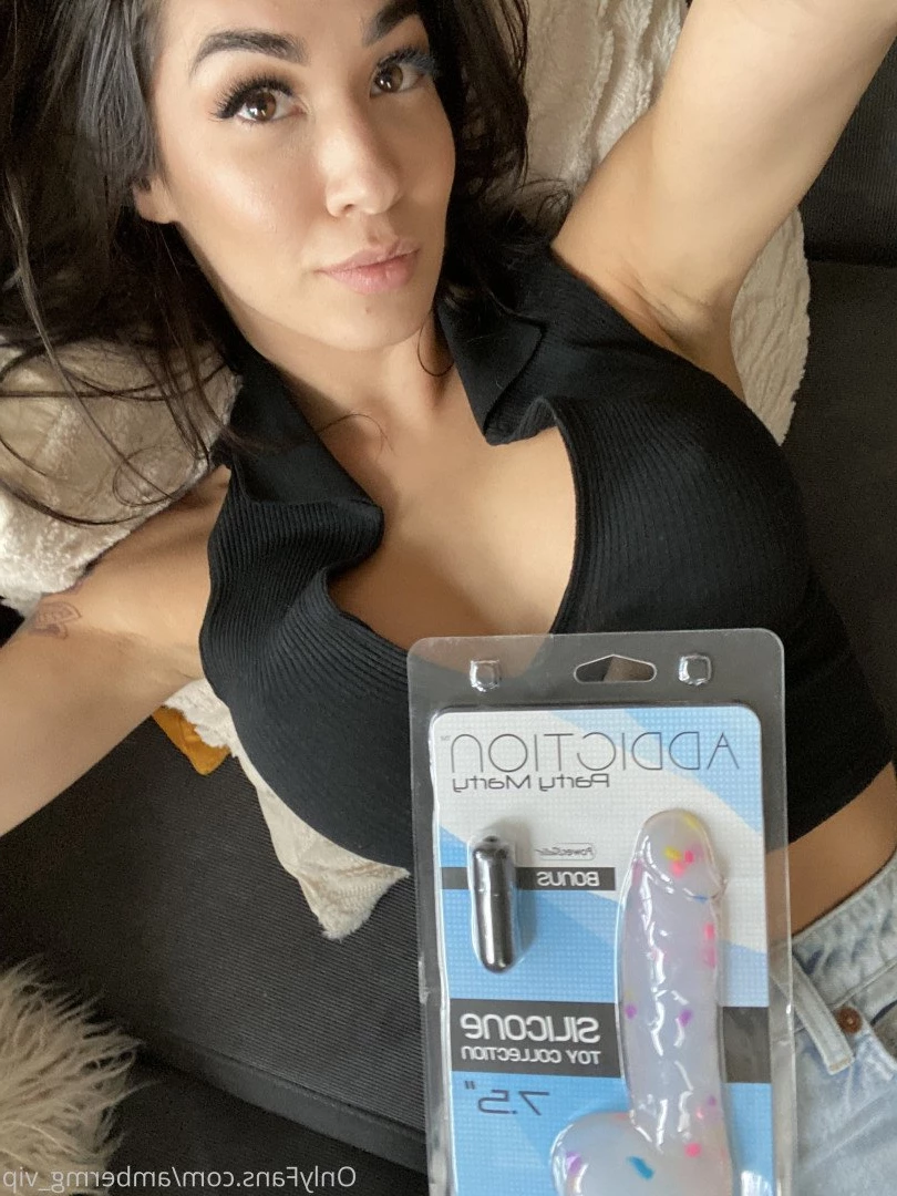 Lebanese princess 👸🏻 💦 [ ambermg_vip ] Onlyfans leaked photo 4383756 on Hotleaks.tv