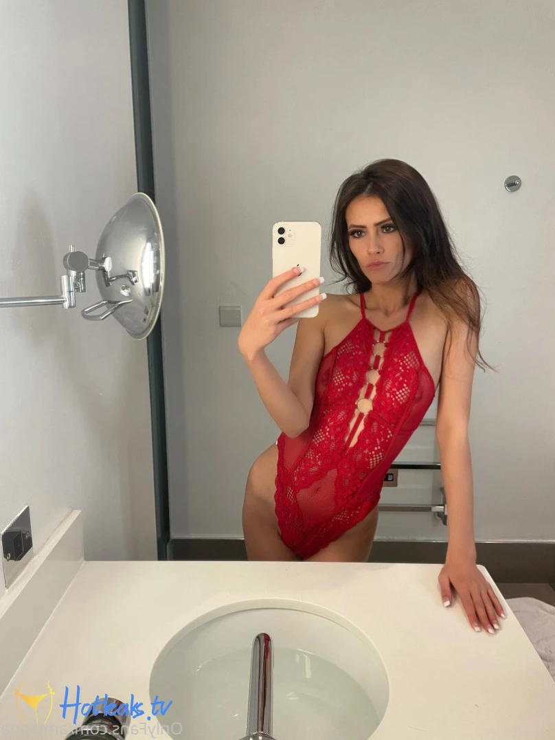 BRITISH GIRLFRIEND AMIANNA 🌹💕 [ caliannax ] Onlyfans leaked photo 4531947 on Hotleaks.tv