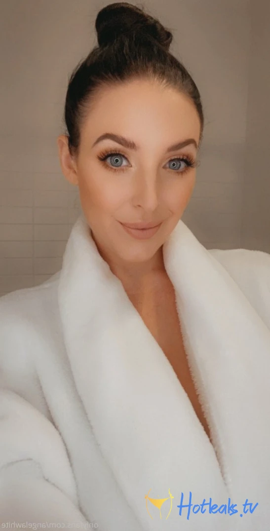 ANGELA WHITE [ angelawhite ] Onlyfans leaked photo 78822 on Hotleaks.tv