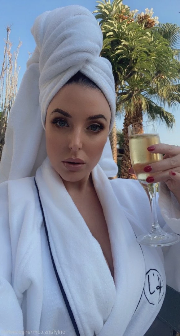 ANGELA WHITE [ angelawhite ] Onlyfans leaked photo 80117 on Hotleaks.tv