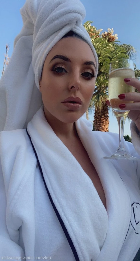 ANGELA WHITE [ angelawhite ] Onlyfans leaked photo 80243 on Hotleaks.tv