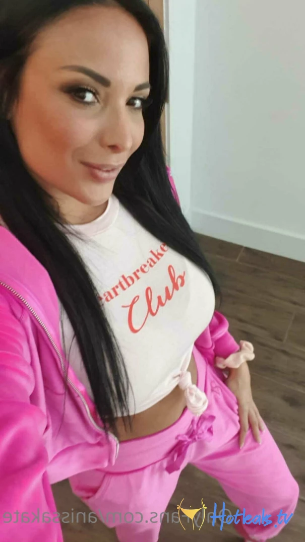 Anissa Kate 🔞 [ anissakate ] Onlyfans leaked photo 12204651 on Hotleaks.tv